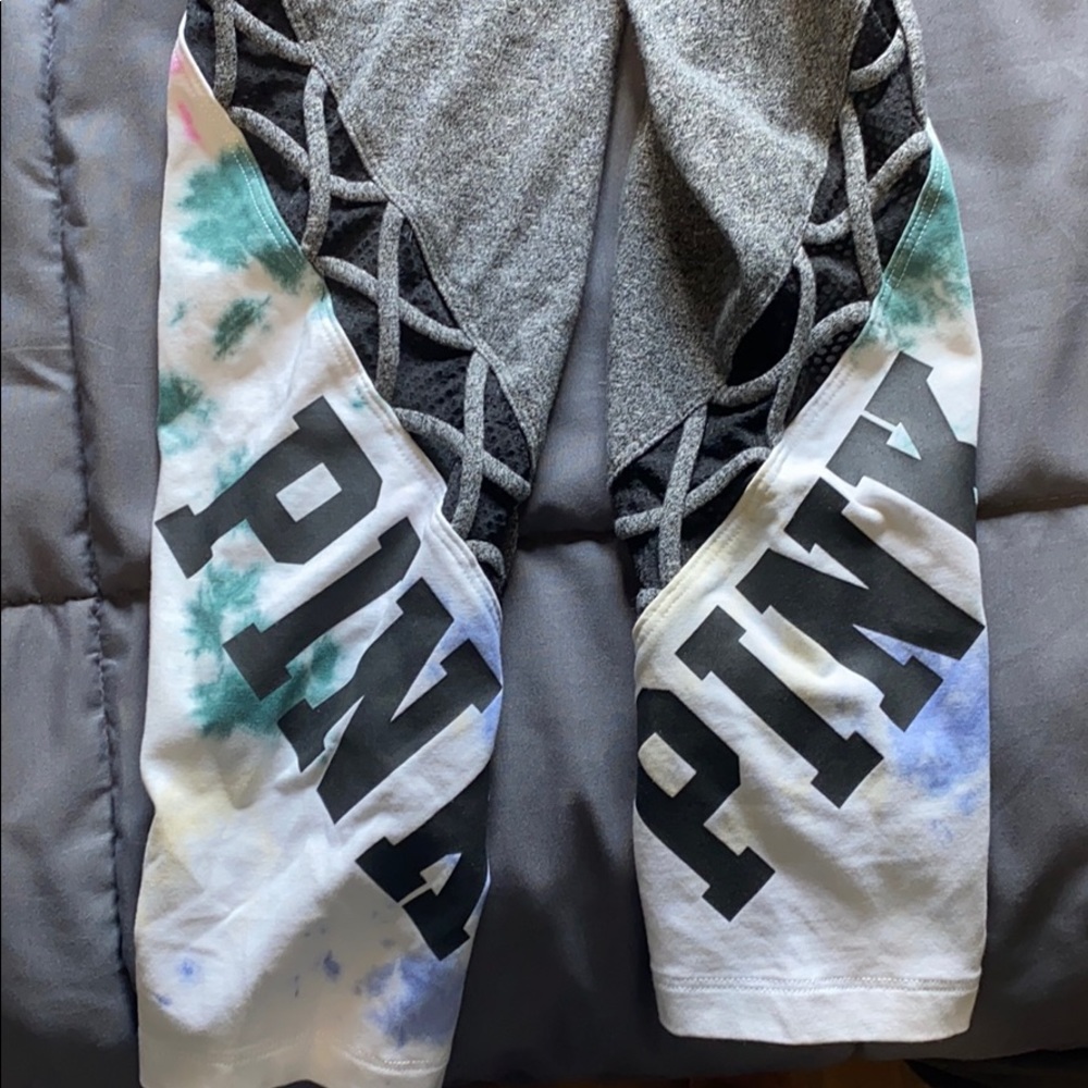 Gray yoga legging